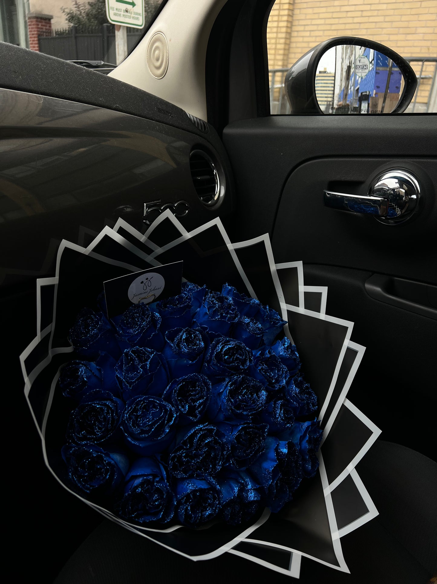 Exotic Glitter Rose Bouquets